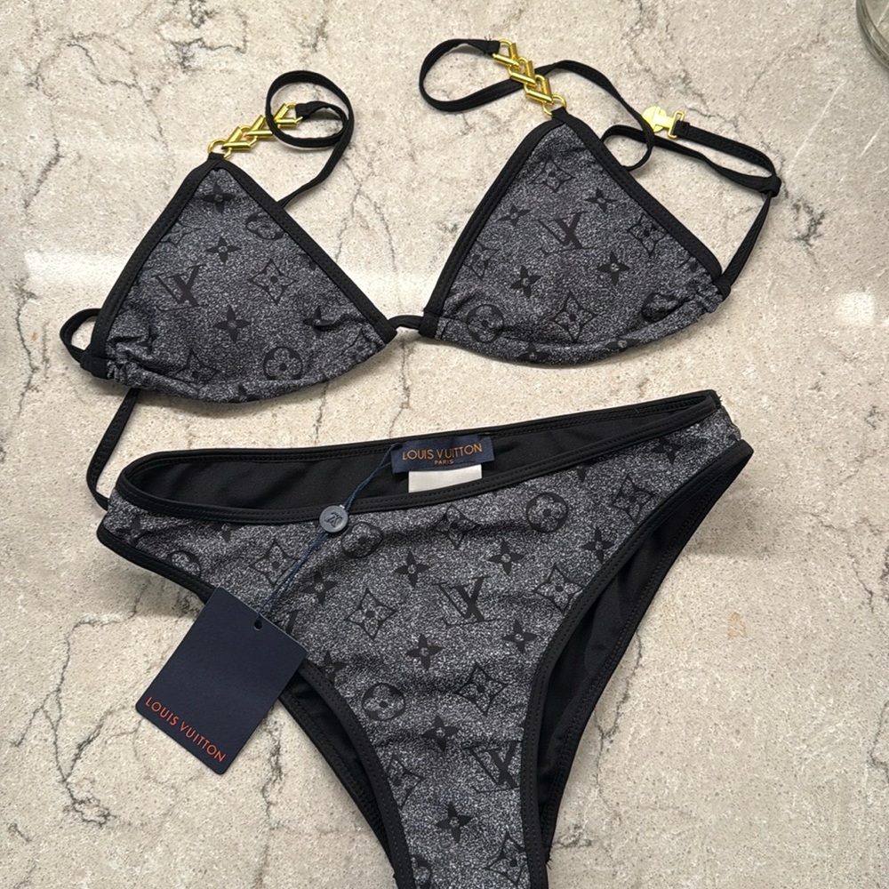 Two piece bikini brand new never worn